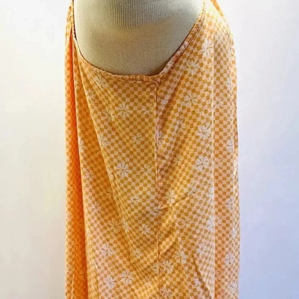 NWT SO GOODS FOR LIFE Juniors Sleeveless Halter Neck Orange Mini Dress Sz Medium - Picture 7 of 11